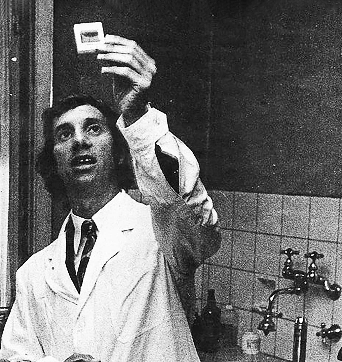 Como doctor, Bilardo alcanzó la cima de su carrera en 1976, cuando dejó la medicina profesional./ Archivo